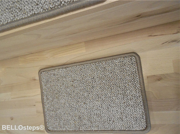 Stufenmatten ohne Kleber aus 100% Schurwolle 28x23cm, natur sand